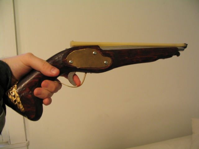 627x466 pixels (106K)